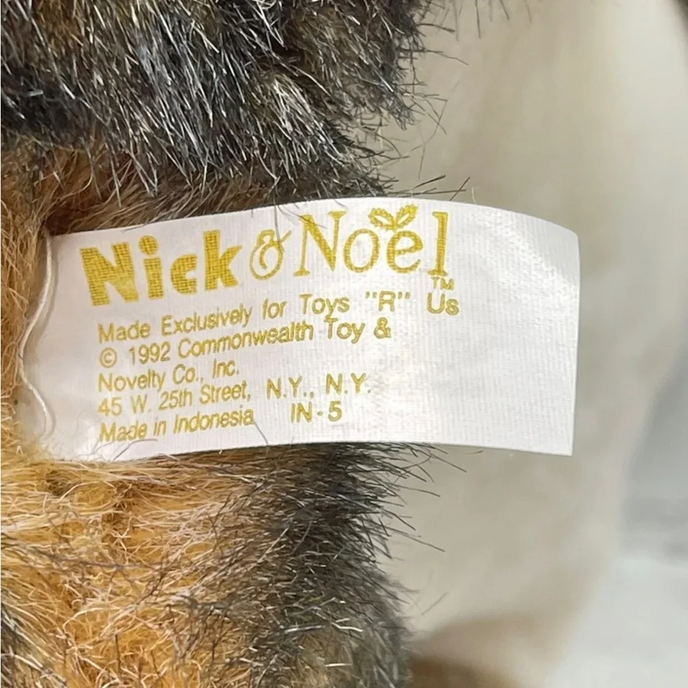 1992 Vintage Nick & Noel Christmas Plush Calico Cat with Jingle Bells 16